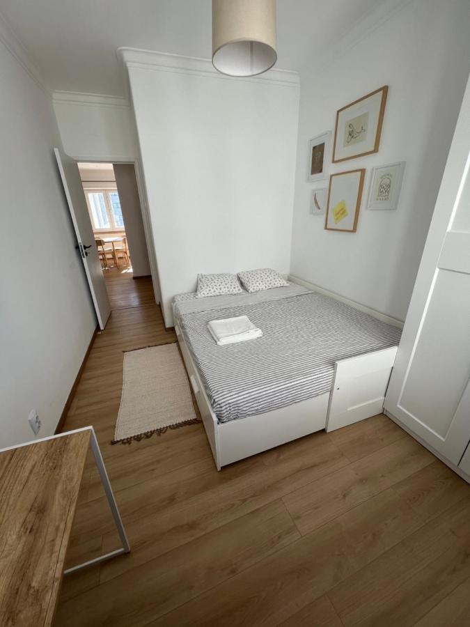 Capitao Ribeiro Surf House Apartment Costa de Caparica Ngoại thất bức ảnh
